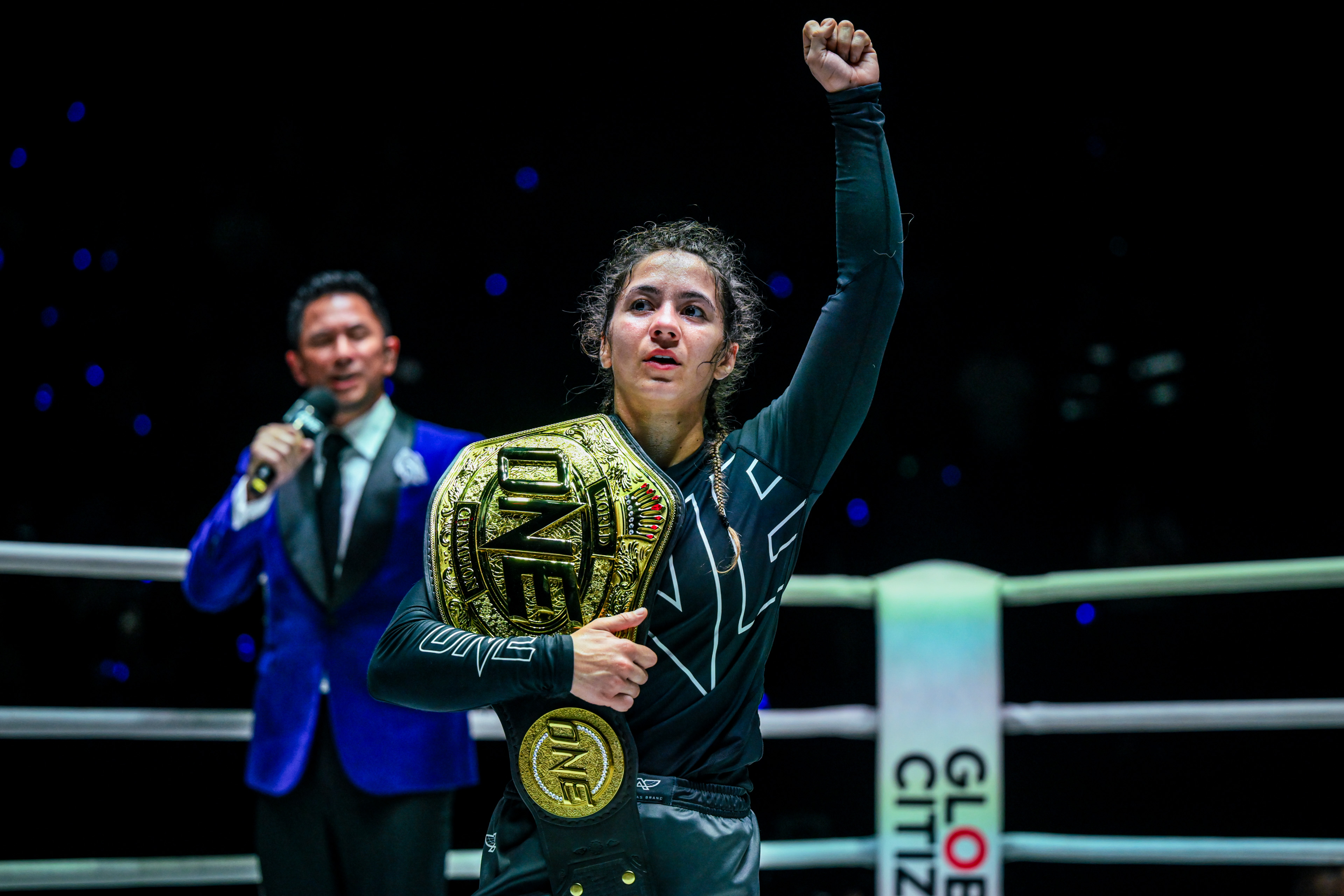 Mayssa Bastos Danielle Kelly ONE Fight Night 26 28