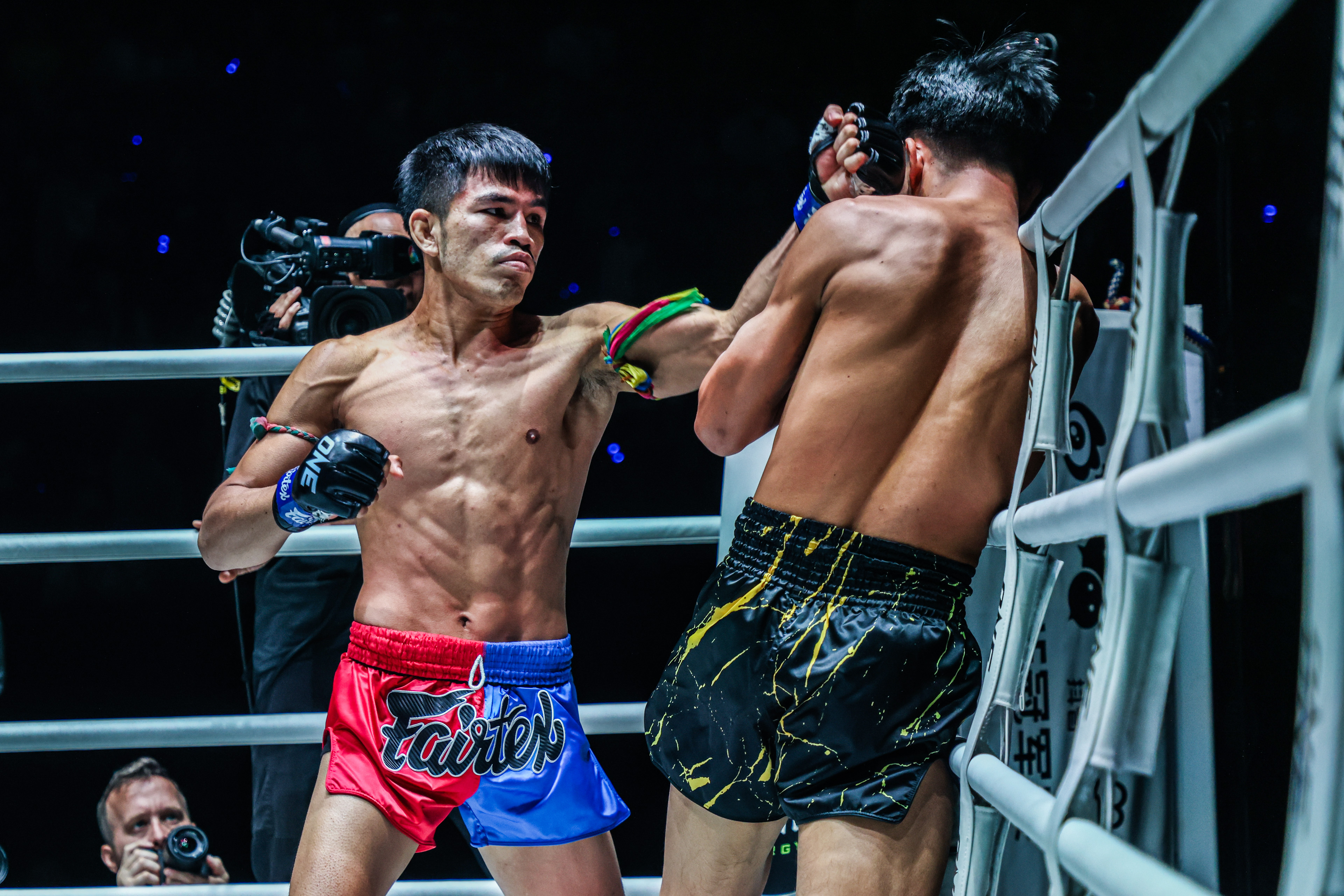 Nakrob Fairtex Dedduanglek Wankhongohm MBK ONE Fight Night 24 73
