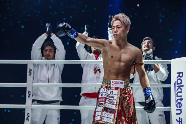 Superlek Kiatmoo9 Takeru Segawa ONE 165 9
