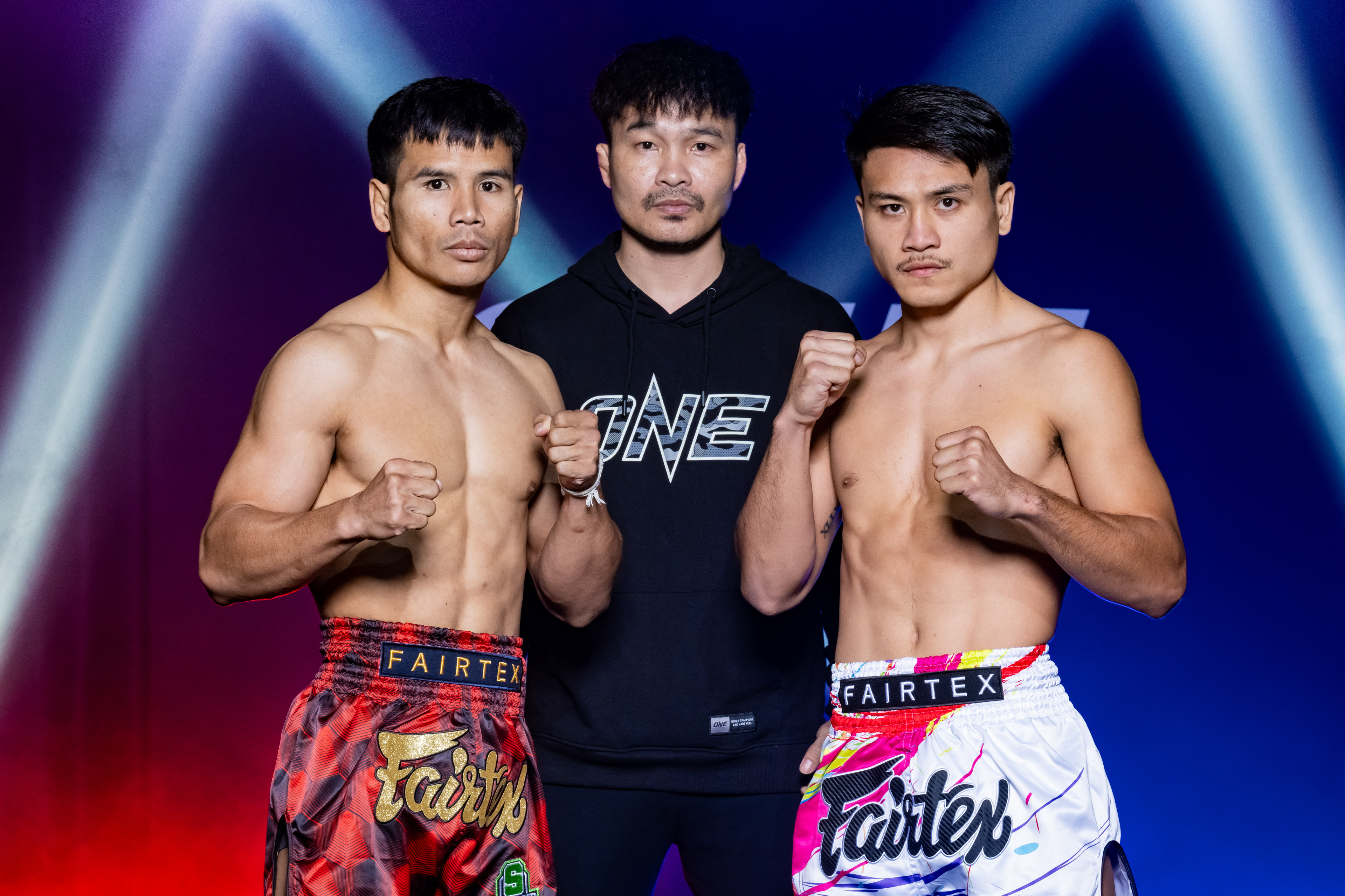 Yodlekpet faces off with Jaosuayai
